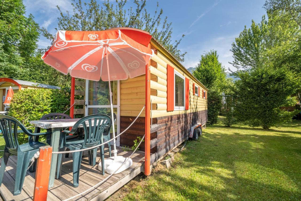 Camping Le Colporteur Hotel Le Bourg-d'Oisans Luaran gambar
