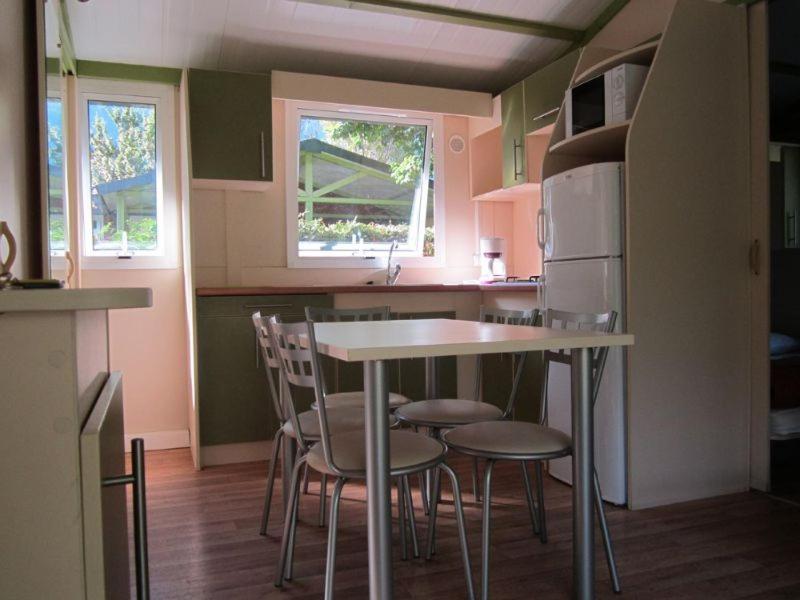 Camping Le Colporteur Hotel Le Bourg-d'Oisans Luaran gambar