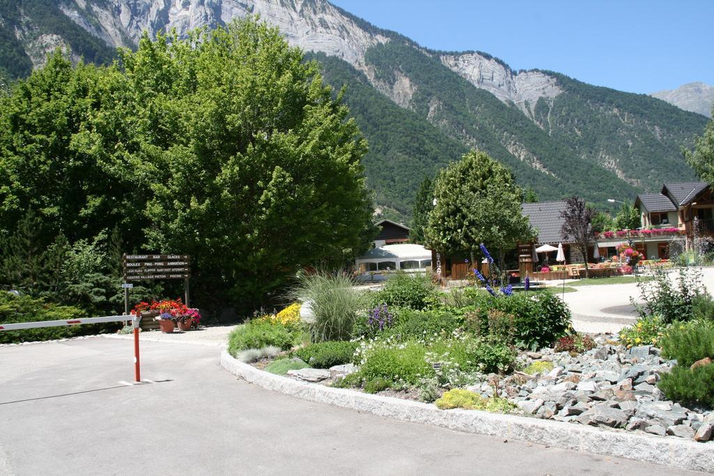 Camping Le Colporteur Hotel Le Bourg-d'Oisans Luaran gambar