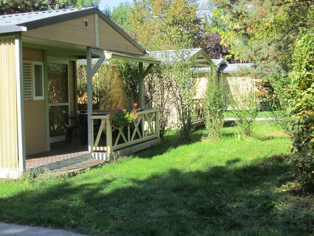 Camping Le Colporteur Hotel Le Bourg-d'Oisans Luaran gambar