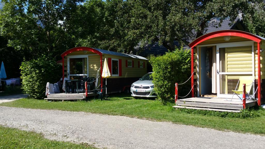 Camping Le Colporteur Hotel Le Bourg-d'Oisans Luaran gambar